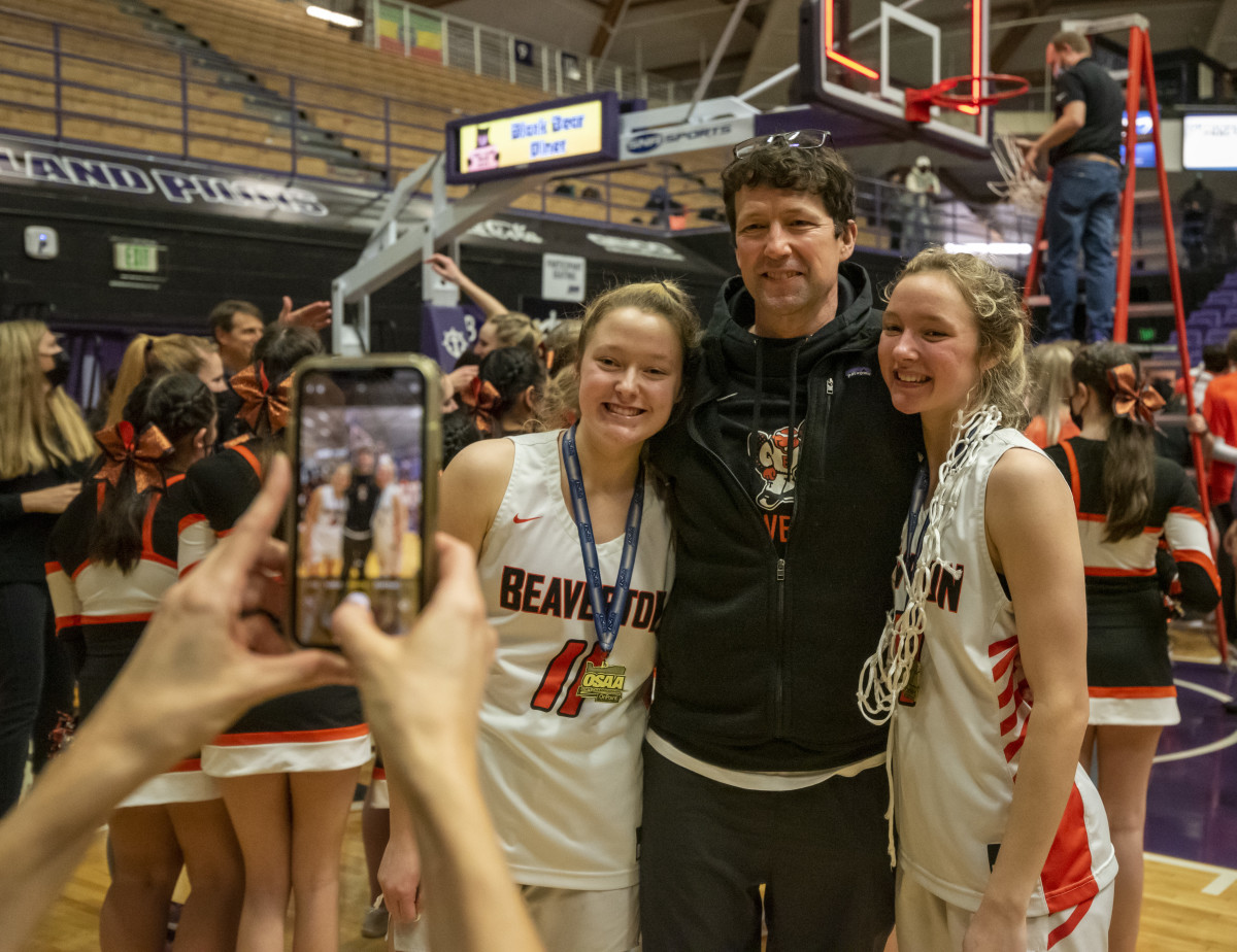 z Beaverton Barlow girls basketball Taylor Balkom 19